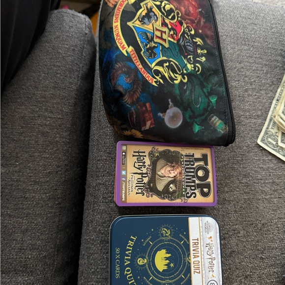 Set of 3/ Harry Potter card games and bag T29 - Picture 2 of 7